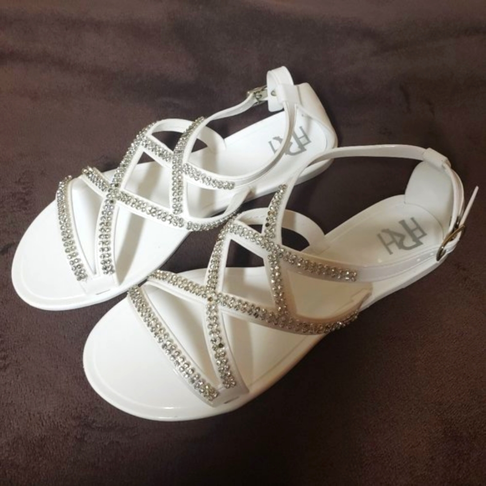 * Fahrenheit White Flat Sandals With Rhinestones
